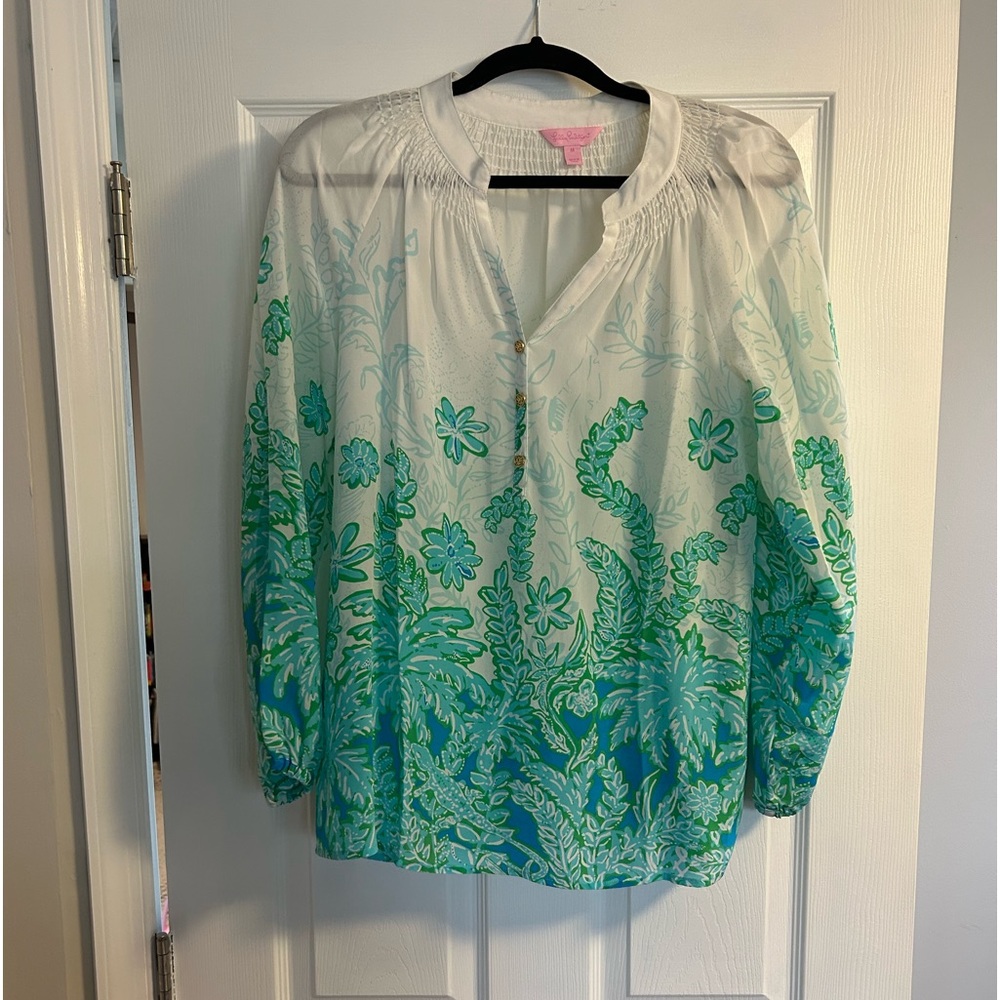 Lilly Pulitzer. Size medium Elsa top